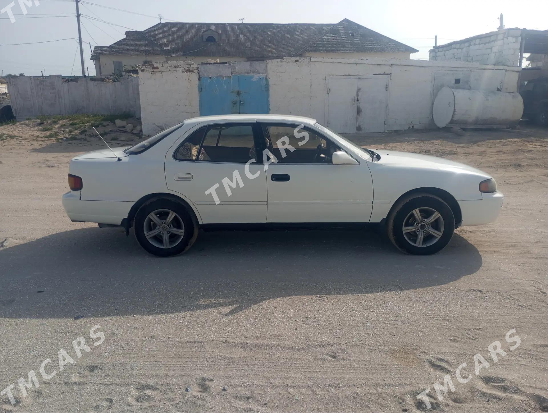 Toyota Camry 1994 - 70 000 TMT - Garabogaz - img 4