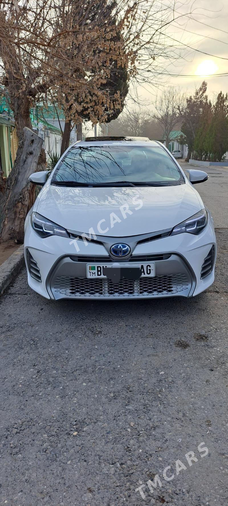 Toyota Corolla 2016 - 185 000 TMT - 6 мкр - img 3
