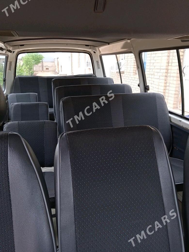 Toyota Hiace 2002 - 150 000 TMT - Mary - img 9