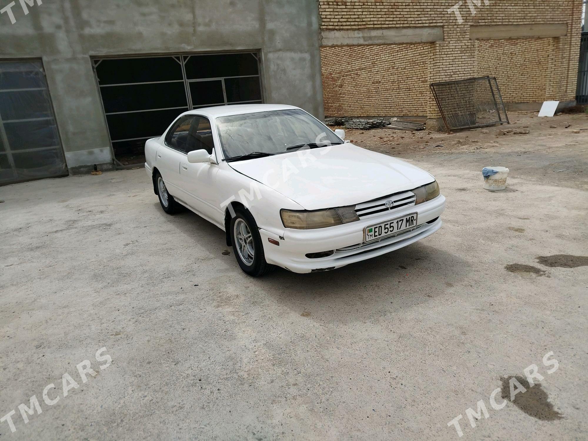Toyota Vista 1992 - 33 000 TMT - Мары - img 4