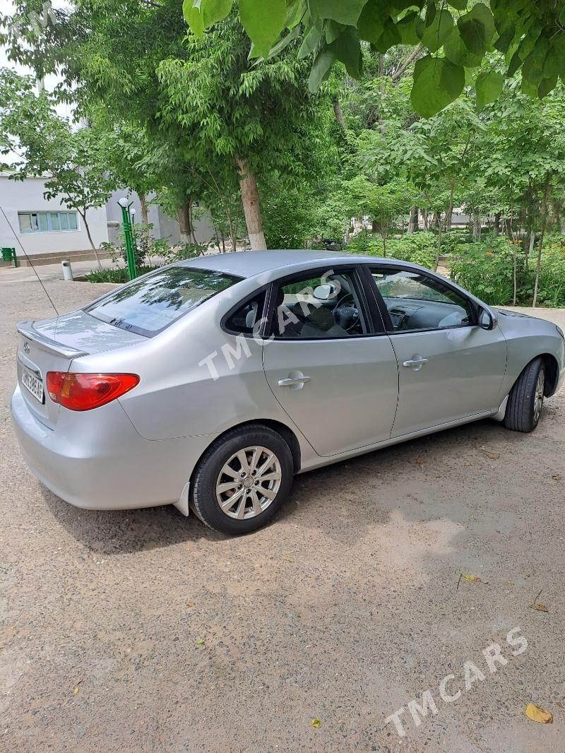 Hyundai Elantra 2010 - 130 000 TMT - Бекреве - img 4