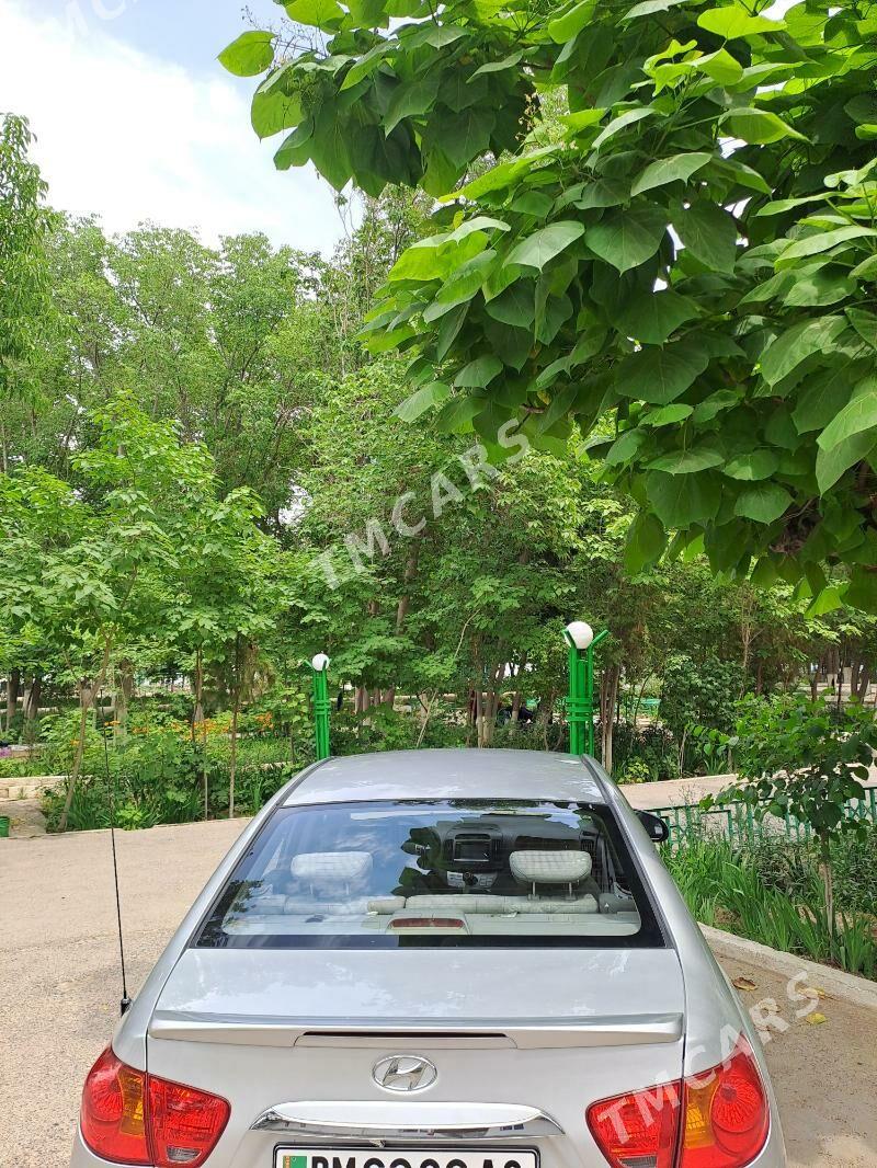 Hyundai Elantra 2010 - 130 000 TMT - Бекреве - img 3