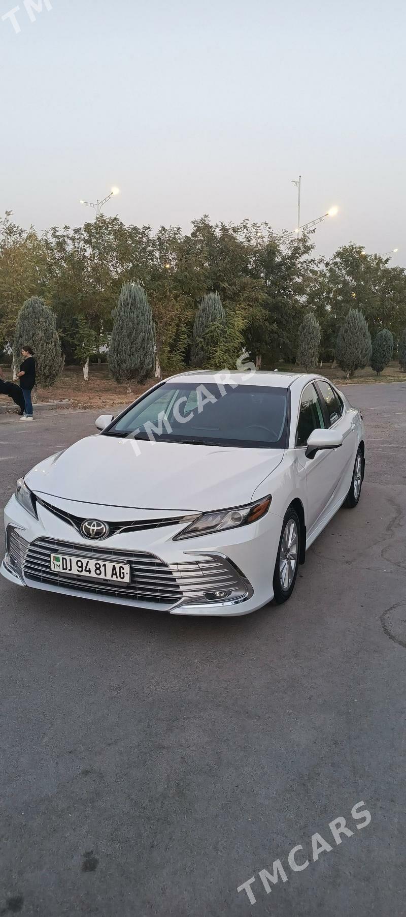 Toyota Camry 2021 - 269 000 TMT - Aşgabat - img 4