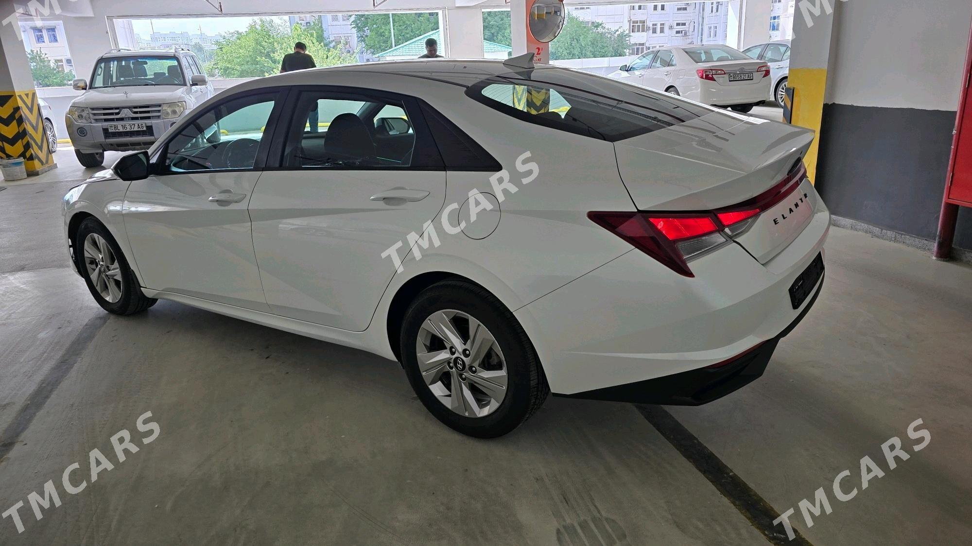 Hyundai Elantra 2022 - 225 000 TMT - ул. Чехова -  Элитки (А.Ниязов шаёлы) - img 3