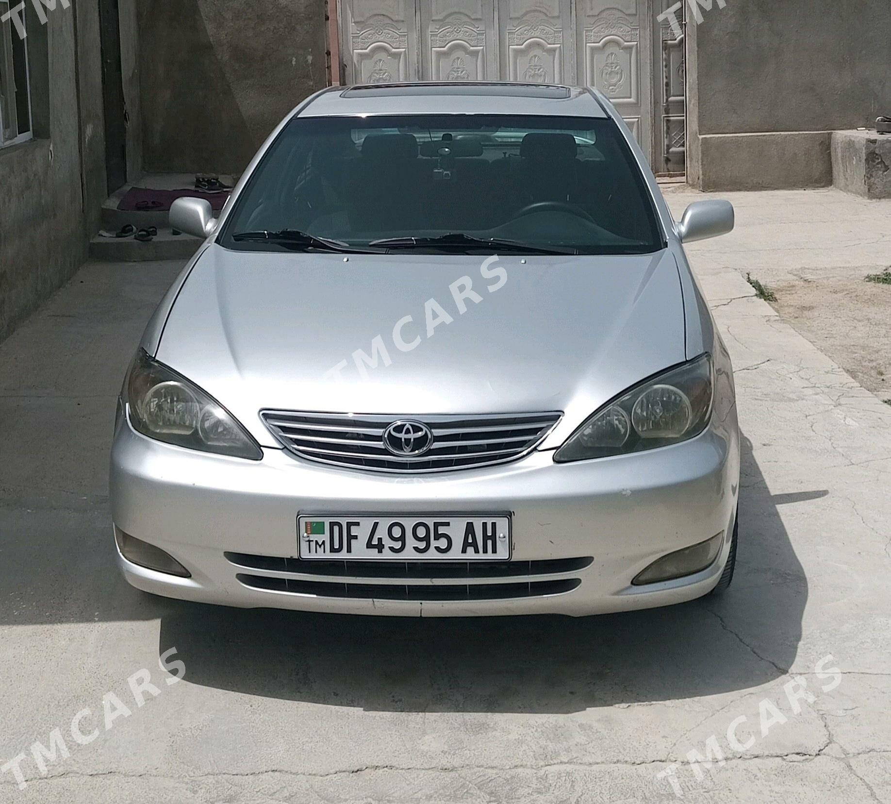 Toyota Camry 2003 - 142 000 TMT - Bäherden - img 4