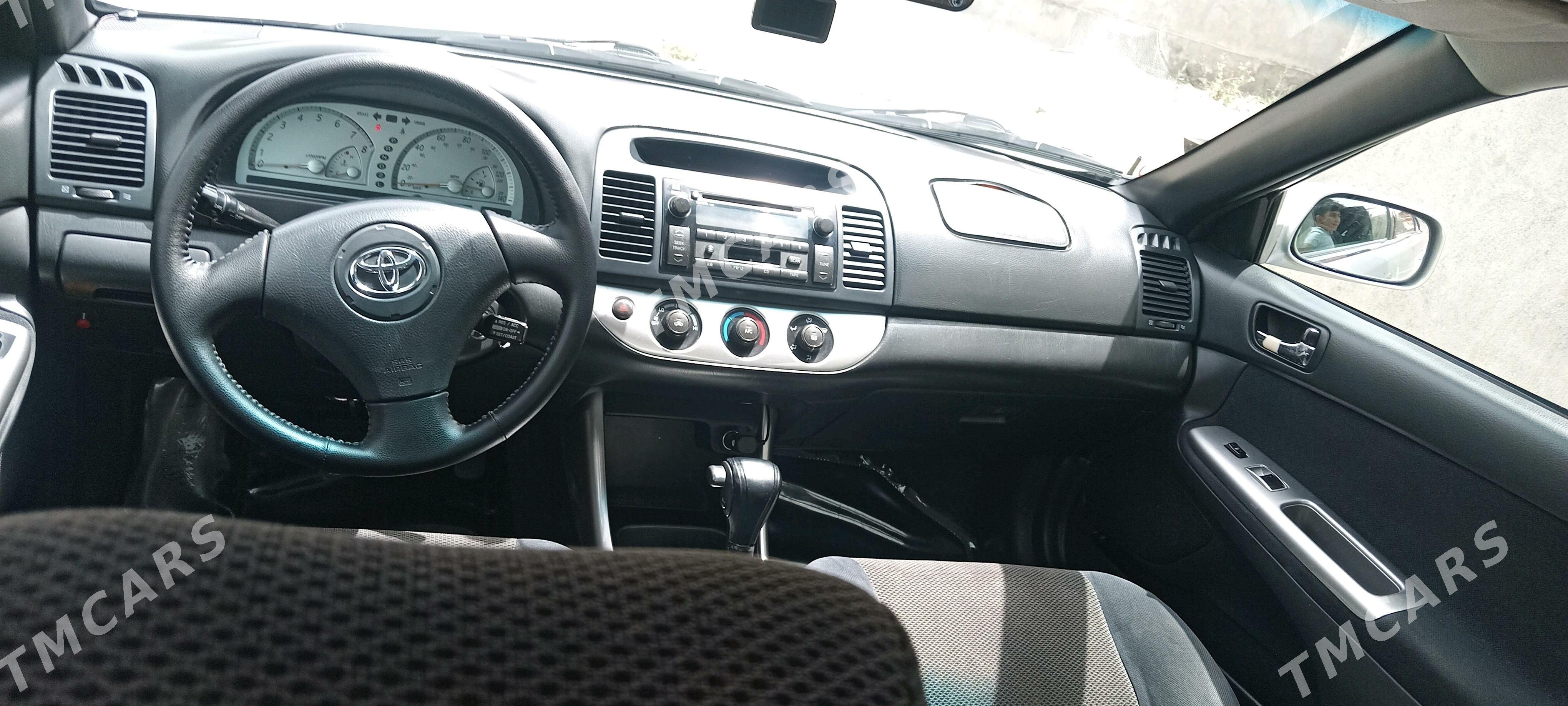 Toyota Camry 2003 - 142 000 TMT - Bäherden - img 7