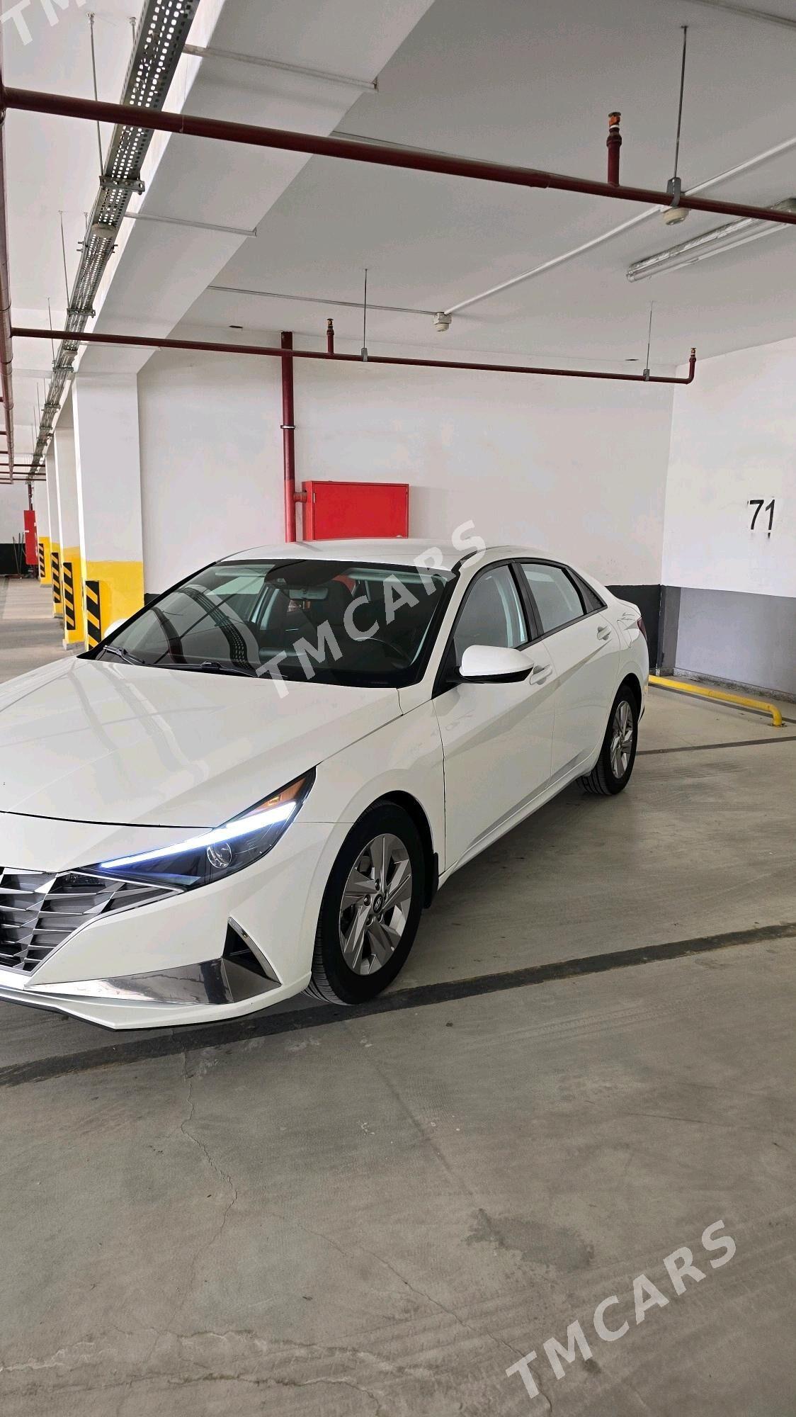Hyundai Elantra 2022 - 225 000 TMT - ул. Чехова -  Элитки (А.Ниязов шаёлы) - img 2