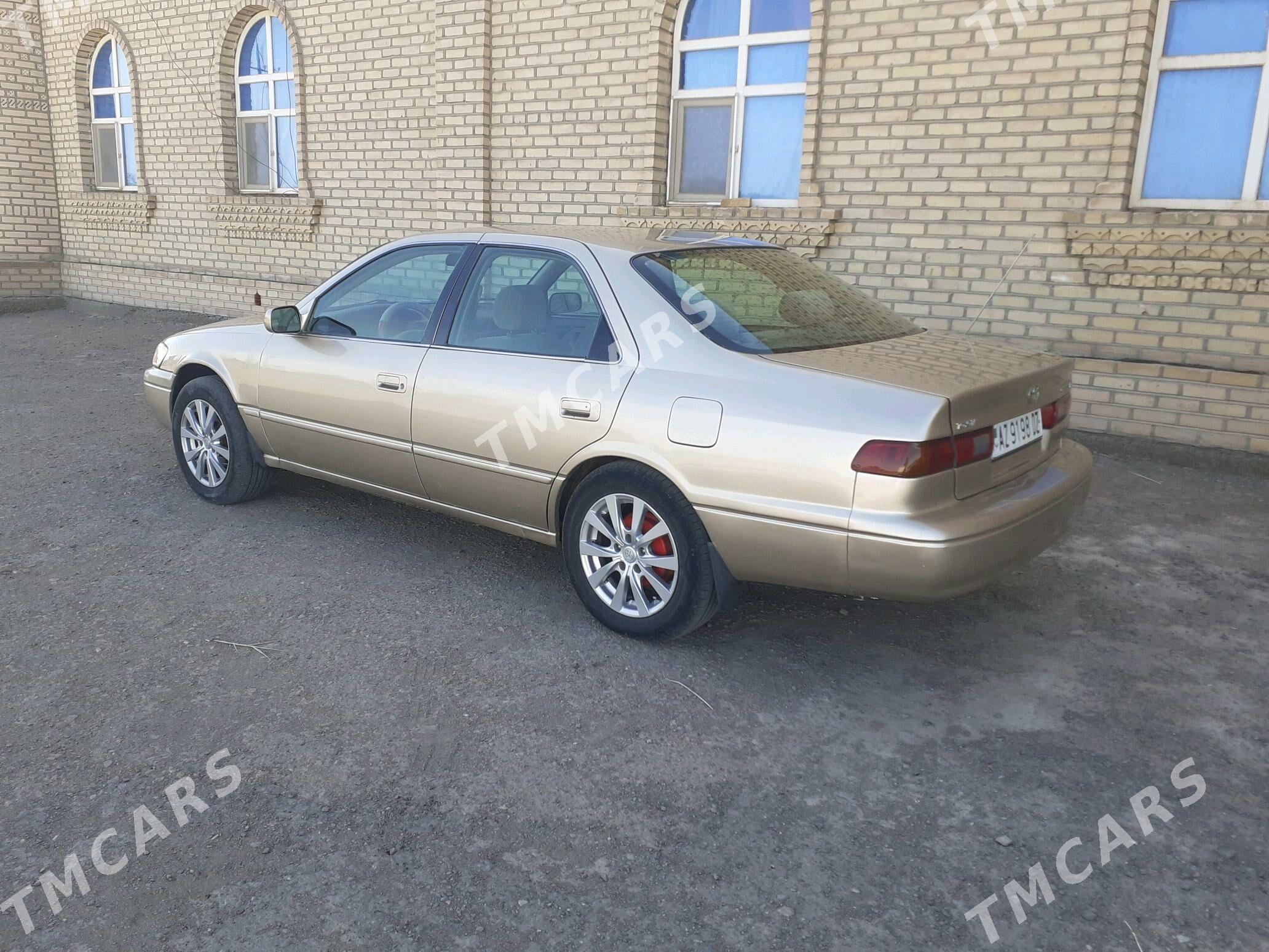 Toyota Camry 1998 - 118 000 TMT - Болдумсаз - img 2