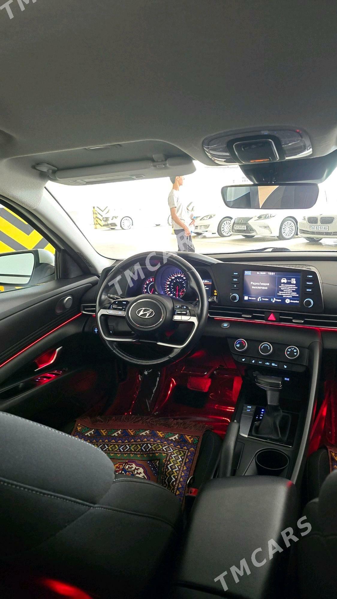 Hyundai Elantra 2022 - 225 000 TMT - ул. Чехова -  Элитки (А.Ниязов шаёлы) - img 9