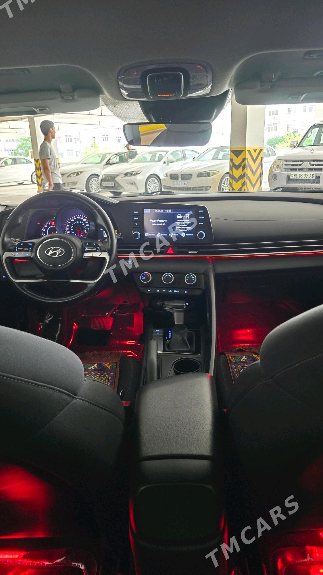 Hyundai Elantra 2022 - 225 000 TMT - ул. Чехова -  Элитки (А.Ниязов шаёлы) - img 8