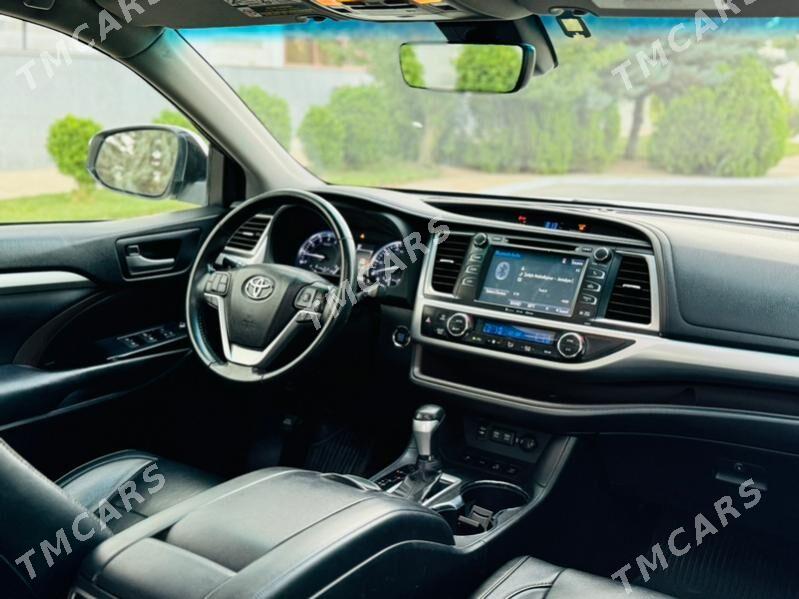 Toyota Highlander 2018 - 425 000 TMT - Aşgabat - img 8