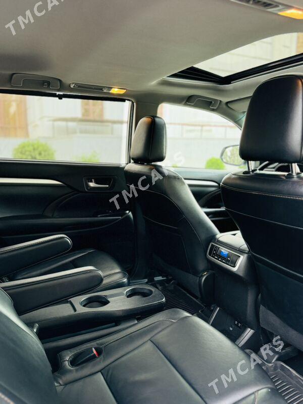 Toyota Highlander 2018 - 425 000 TMT - Aşgabat - img 2