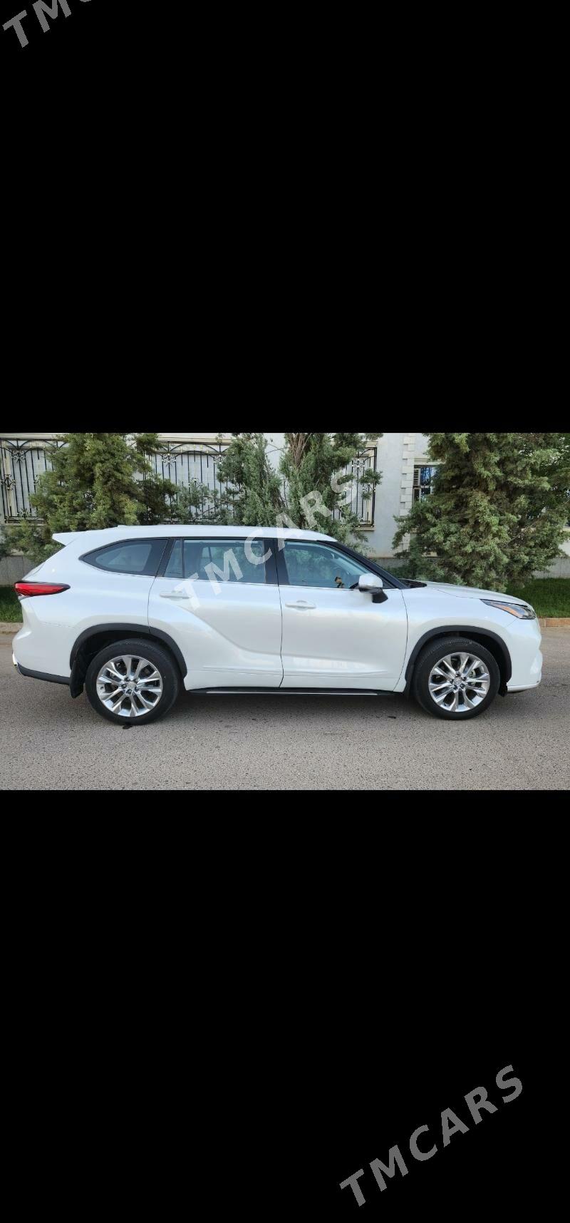 Toyota Highlander 2022 - 520 000 TMT - Мары - img 3