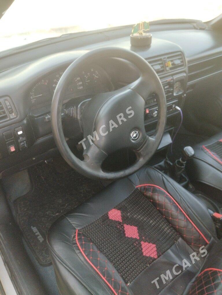 Opel Vectra 1990 - 38 000 TMT - Мургап - img 5