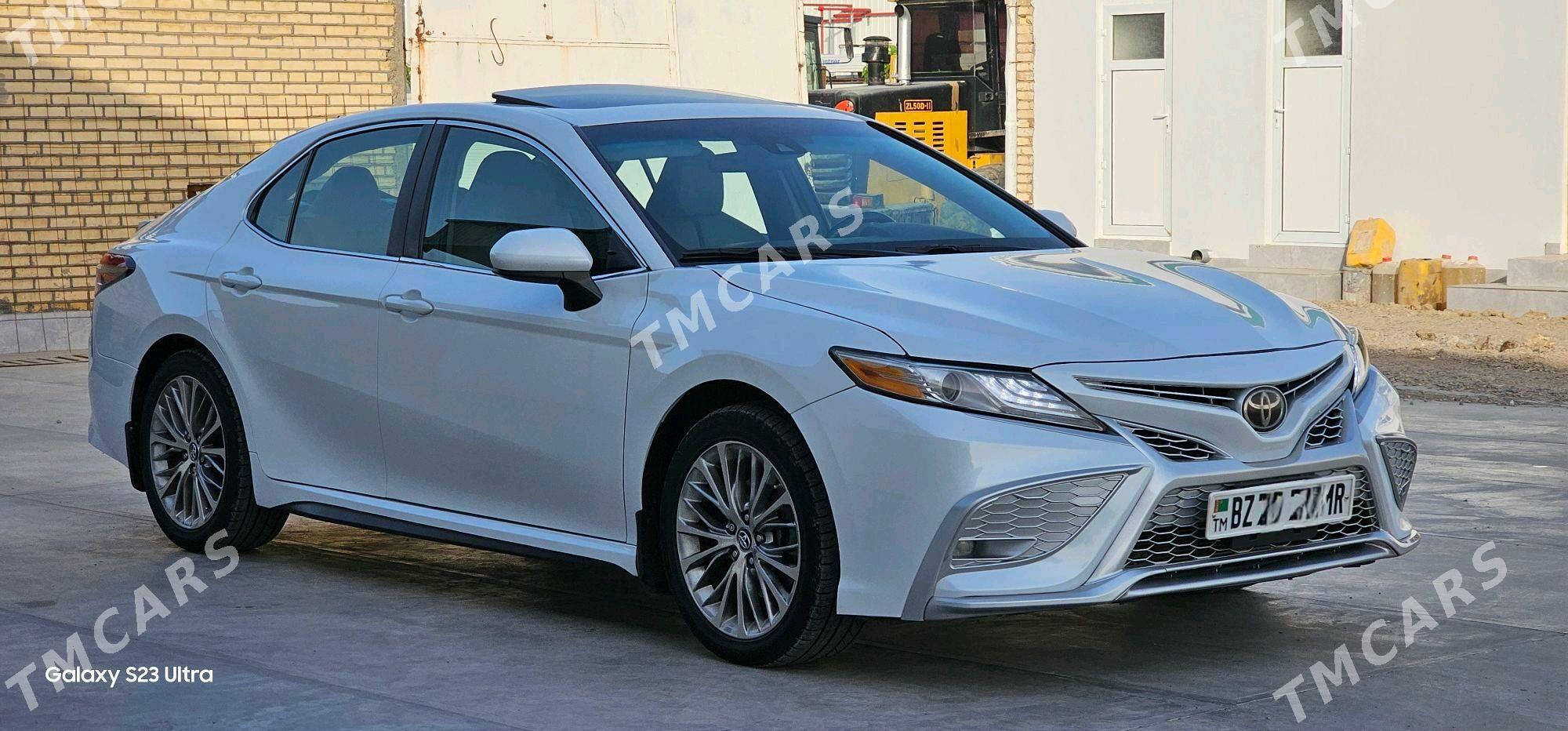 Toyota Camry 2018 - 290 000 TMT - Мары - img 5