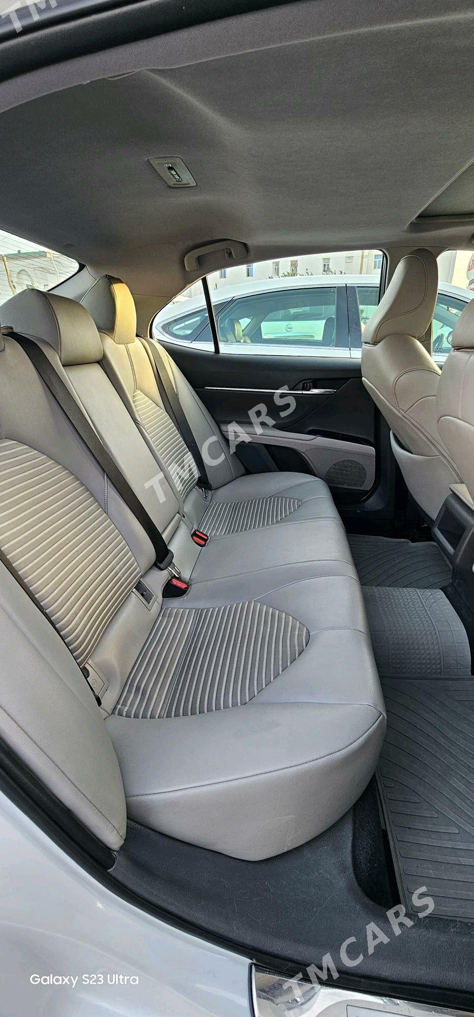 Toyota Camry 2018 - 290 000 TMT - Мары - img 6