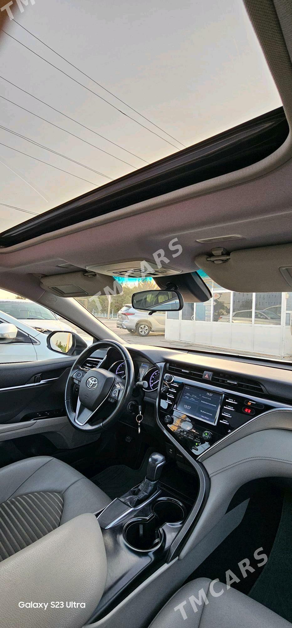Toyota Camry 2018 - 290 000 TMT - Мары - img 7