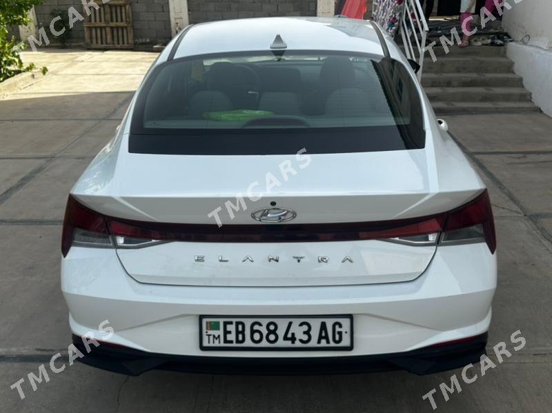 Hyundai Elantra 2021 - 232 000 TMT - 30 mkr - img 3