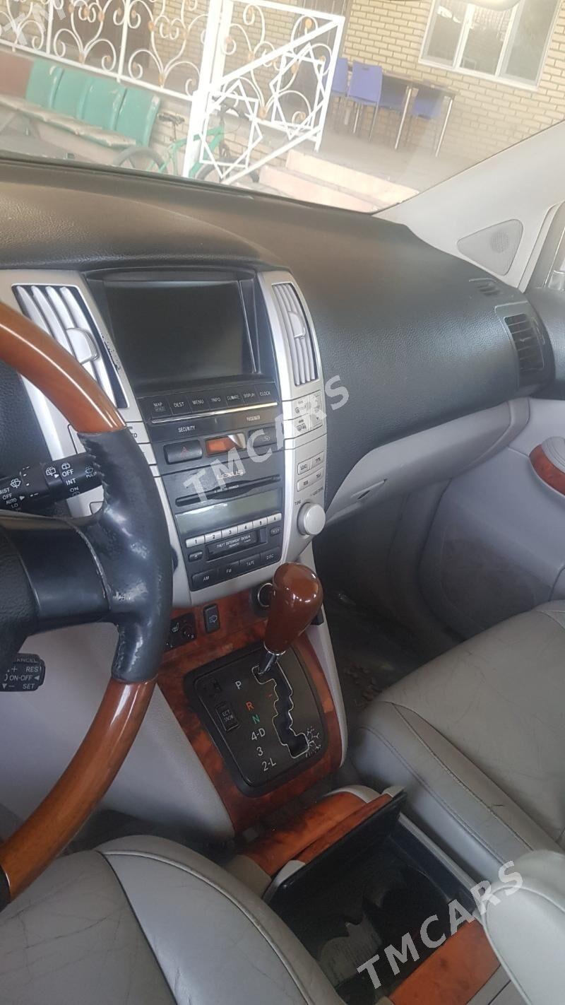 Lexus RX 330 2004 - 210 000 TMT - Ёлётен - img 2