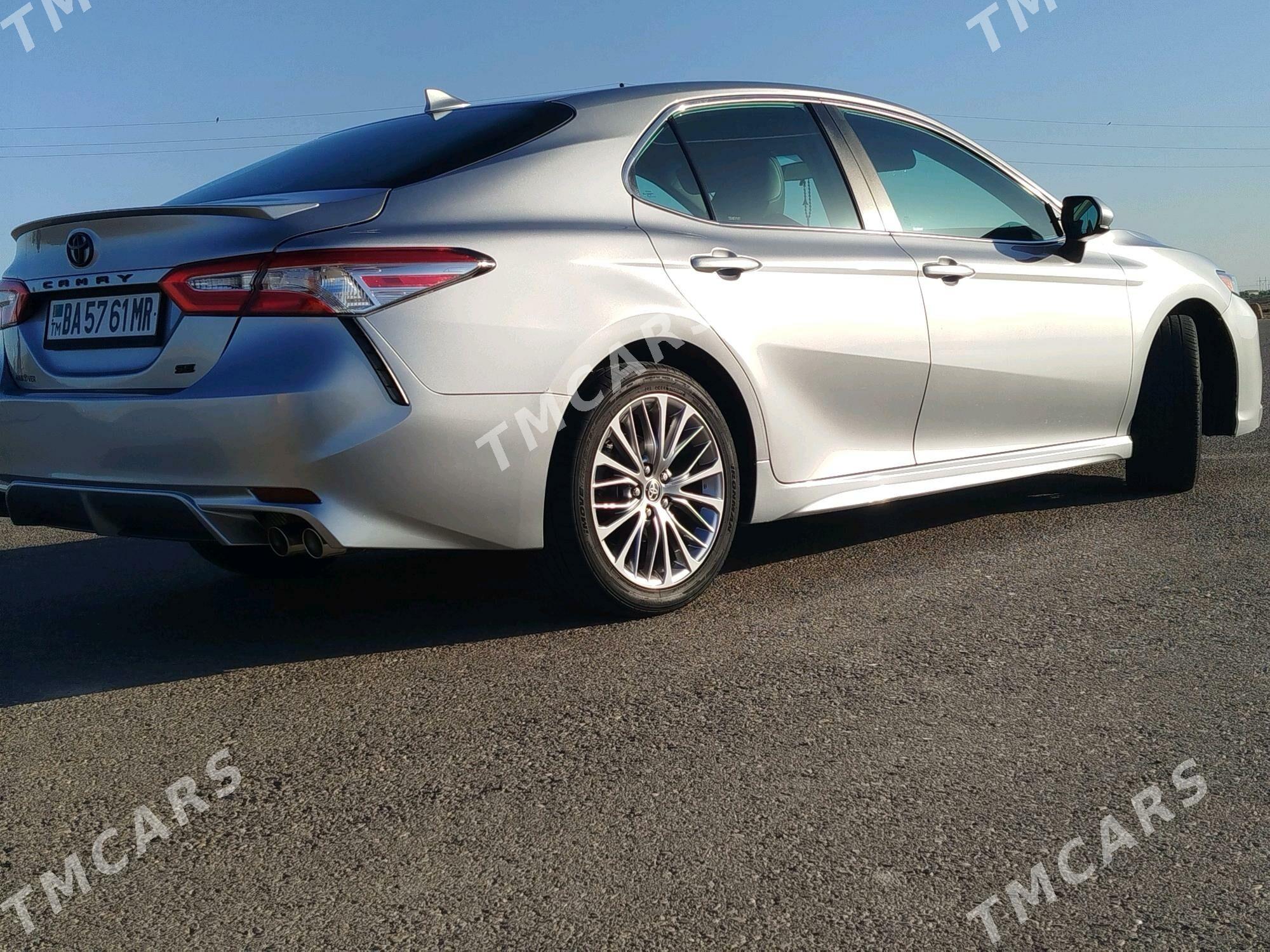 Toyota Camry 2020 - 330 000 TMT - Baýramaly - img 5