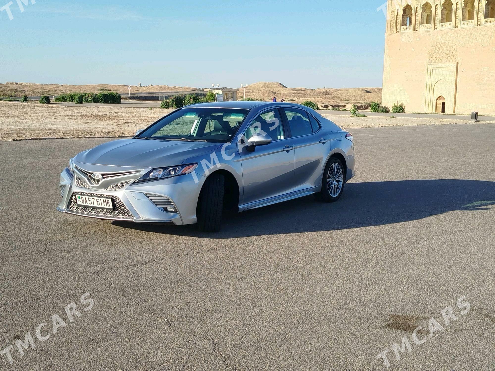 Toyota Camry 2020 - 330 000 TMT - Baýramaly - img 3
