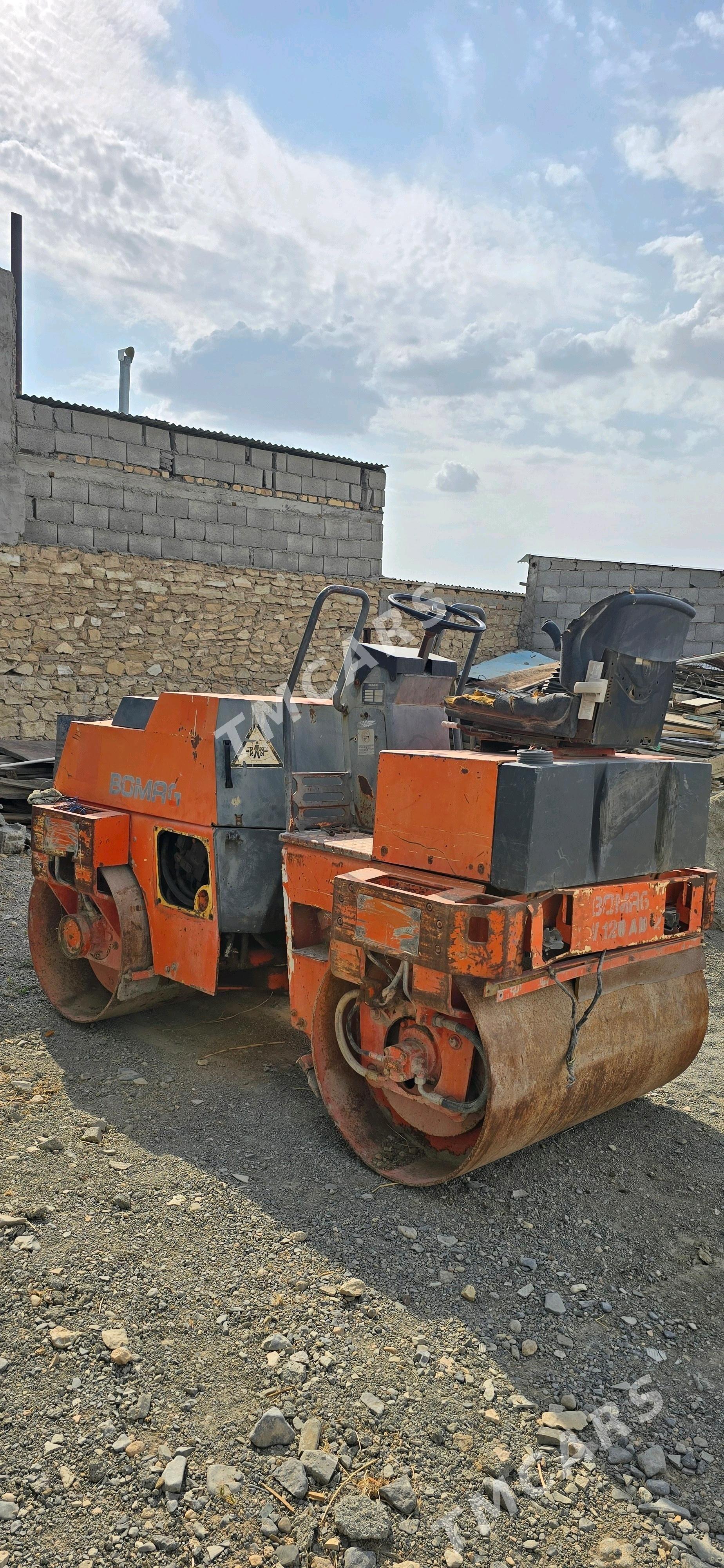 Bomag BW D-40 1993 - 120 000 TMT - Ашхабад - img 2