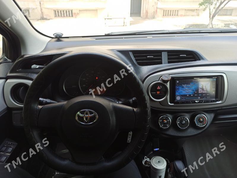 Toyota Yaris 2012 - 155 000 TMT - Ашхабад - img 3