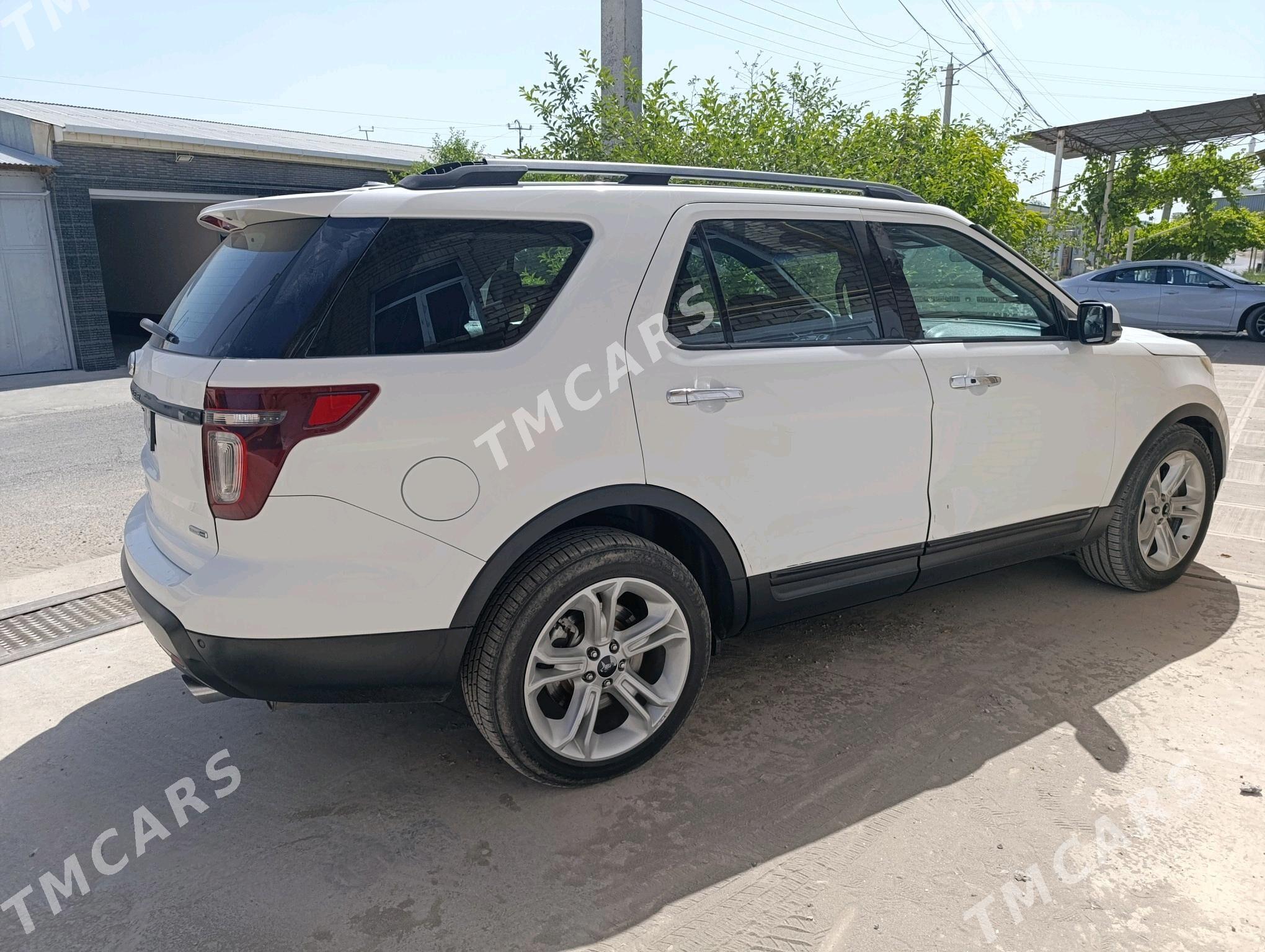 Ford Explorer 2016 - 285 000 TMT - Туркменабат - img 3