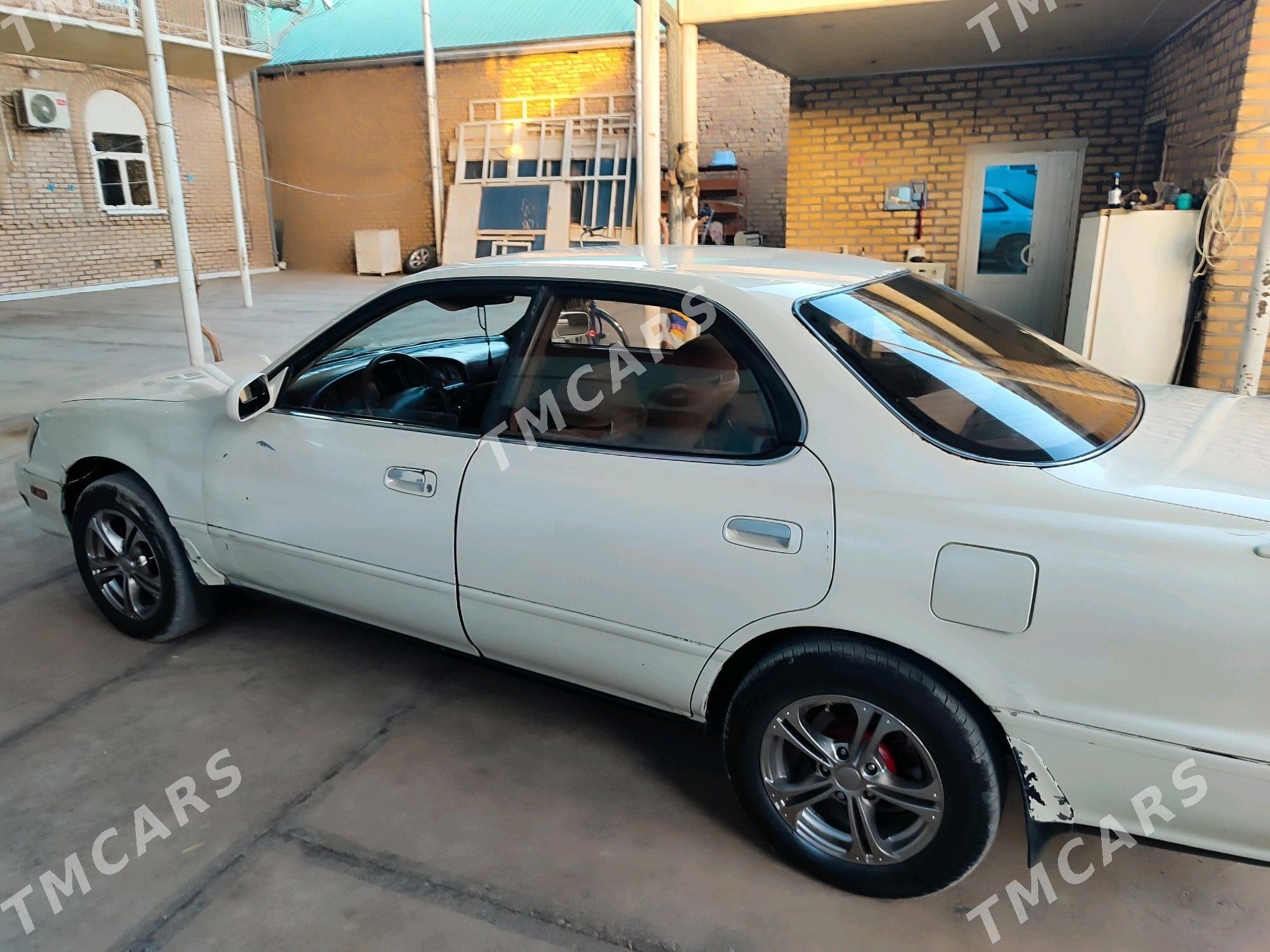 Toyota Camry 1992 - 47 000 TMT - Mary - img 5
