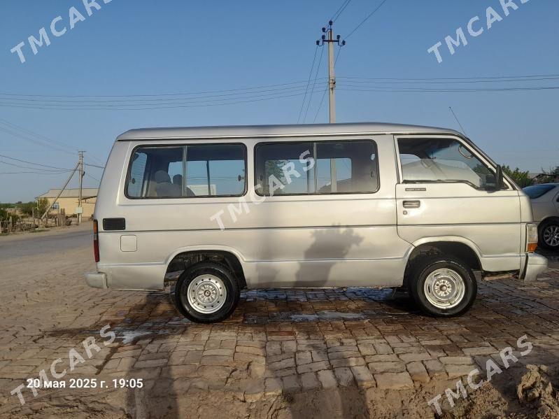 Toyota Hiace 1993 - 45 000 TMT - Sakarçäge - img 3