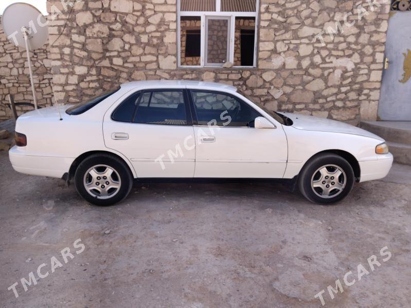 Toyota Camry 1995 - 90 000 TMT - Туркменбаши - img 4