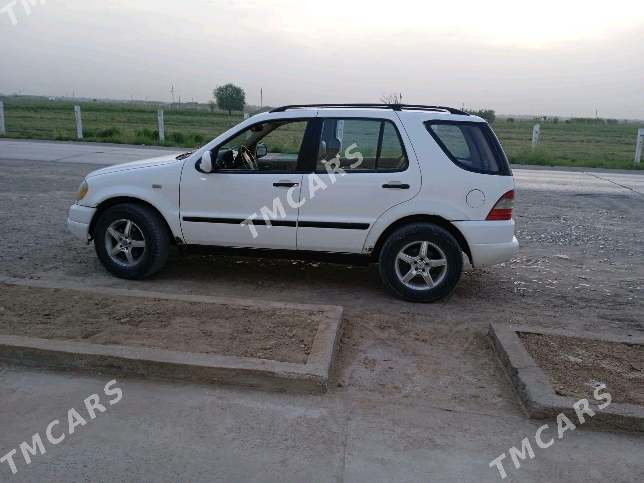 Mercedes-Benz ML350 1998 - 75 000 TMT - Mary - img 5