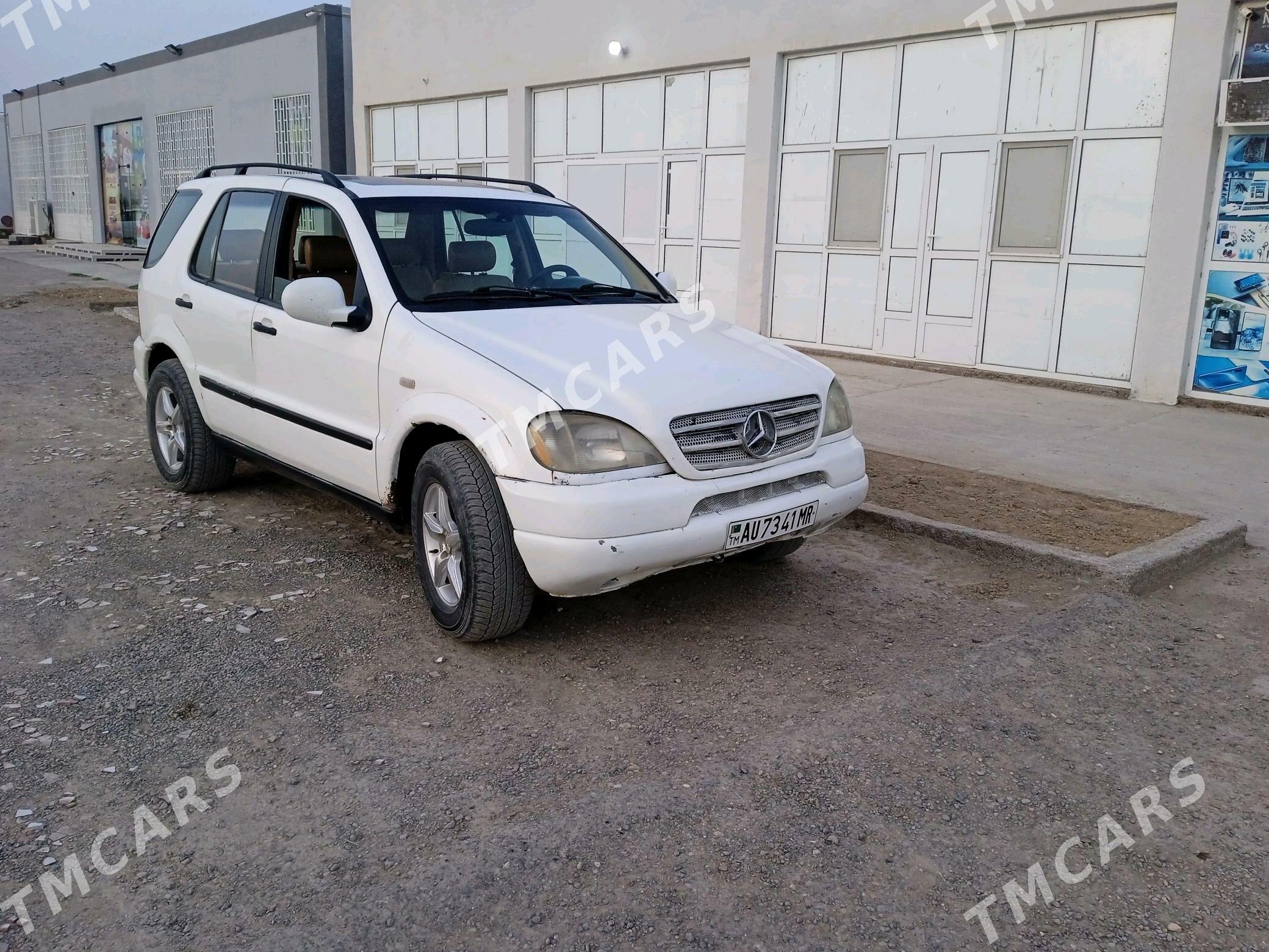 Mercedes-Benz ML350 1998 - 75 000 TMT - Mary - img 4