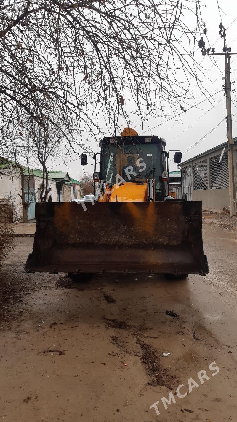 JCB 4CX ECO 2007 - 590 000 TMT - Ашхабад - img 1