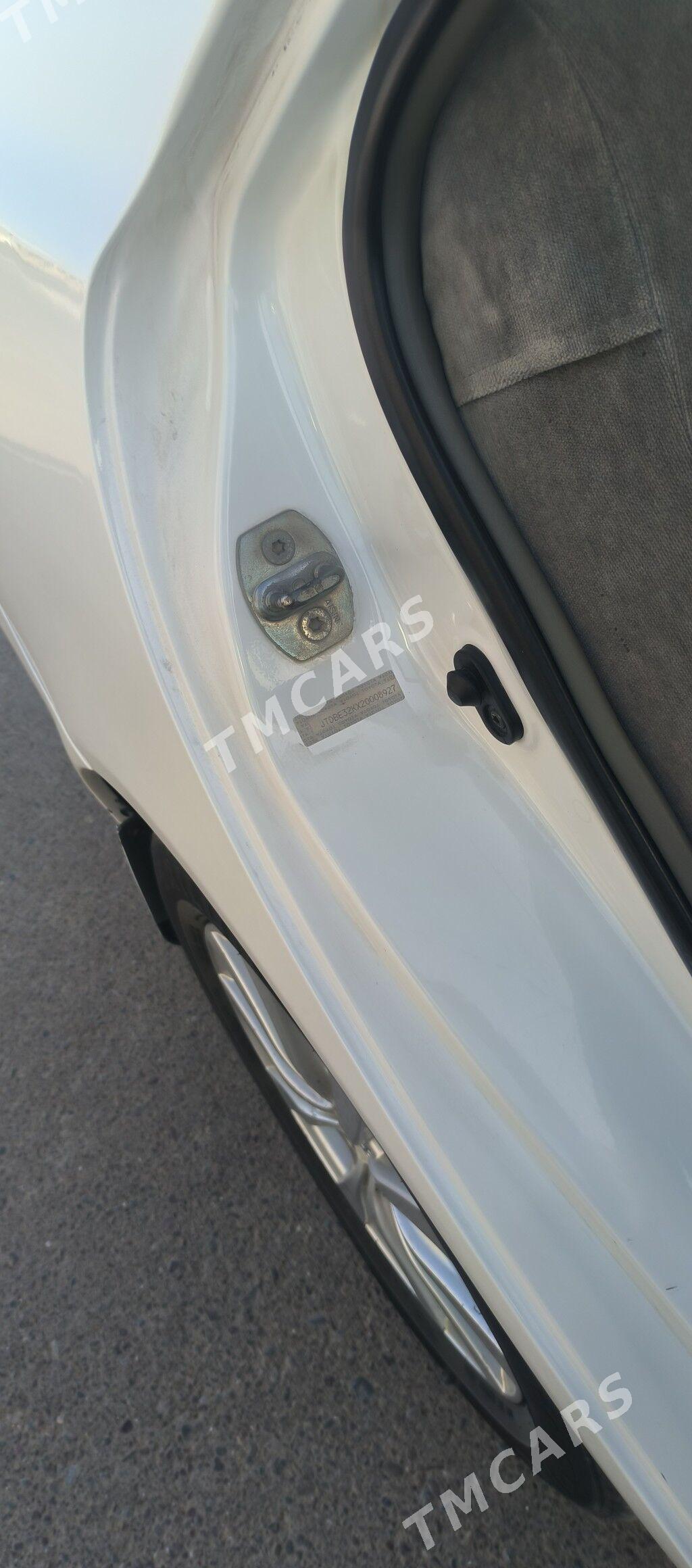 Toyota Camry 2002 - 152 000 TMT - Мары - img 1