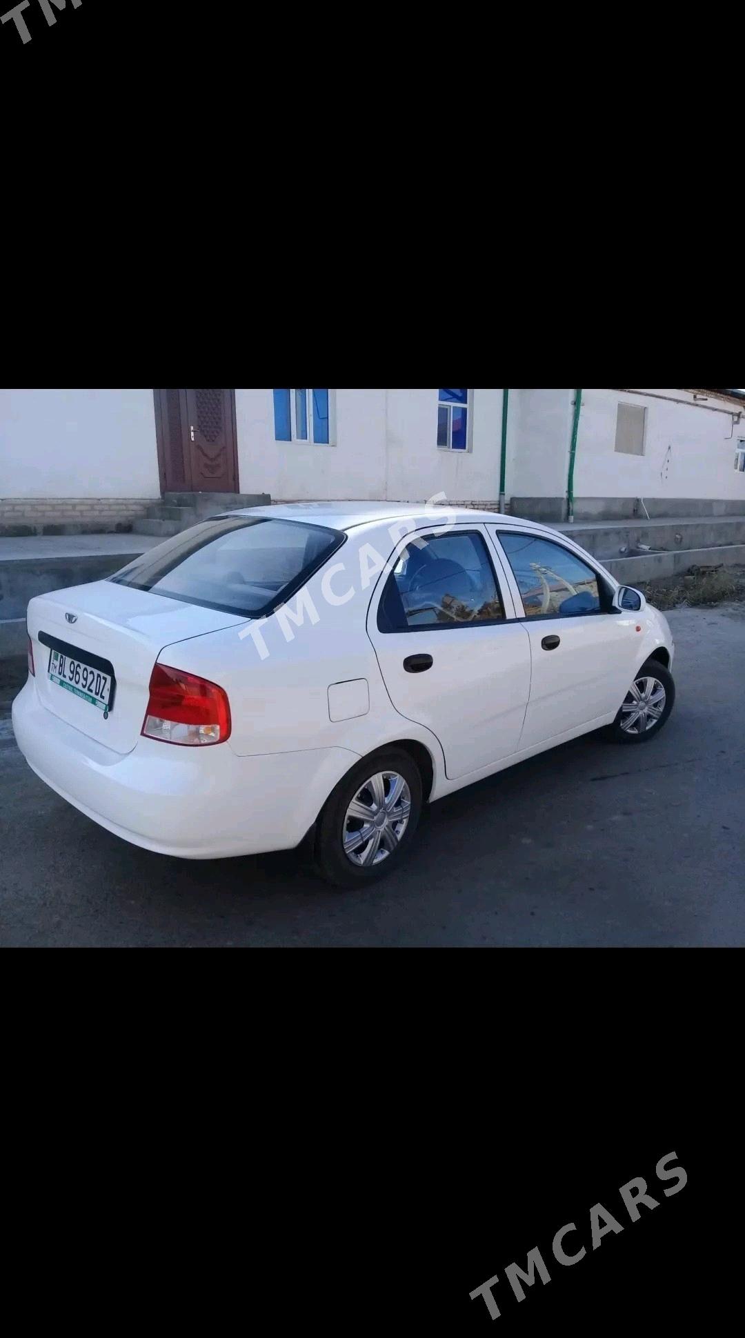 Daewoo Kalos 2003 - 45 000 TMT - Дашогуз - img 1