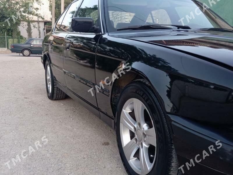 BMW 535 1990 - 32 000 TMT - Балканабат - img 1