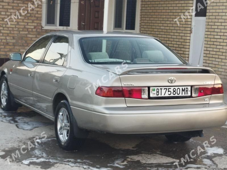 Toyota Camry 2000 - 135 000 TMT - Мары - img 1