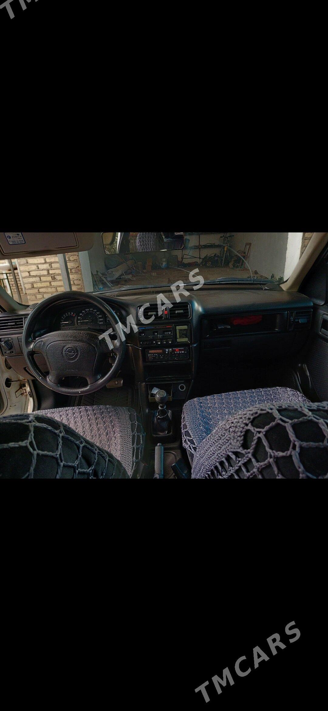 Opel Vectra 1994 - 56 000 TMT - Tejen - img 7