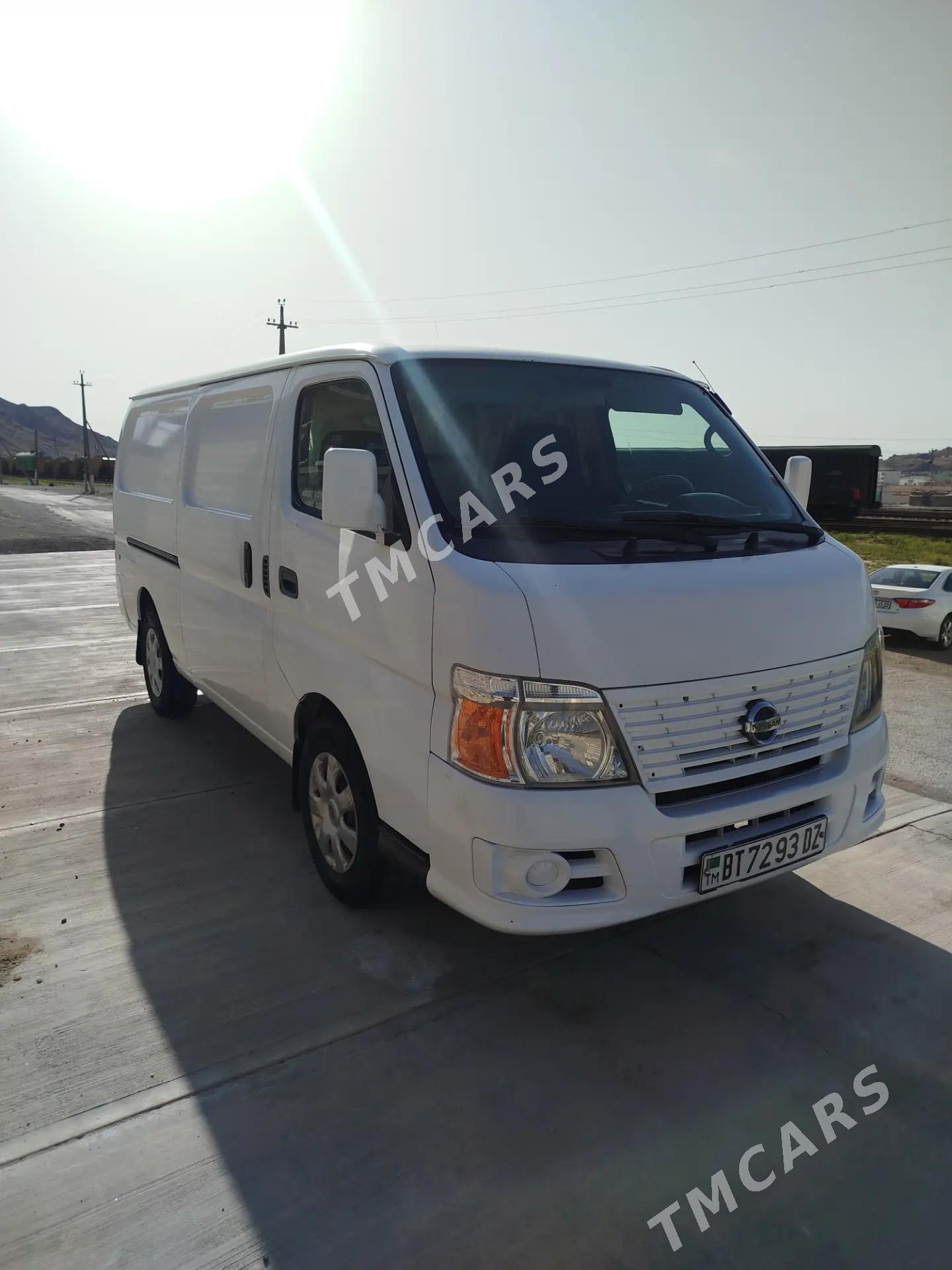 Nissan Urvan 2008 - 180 000 TMT - Türkmenbaşy - img 4