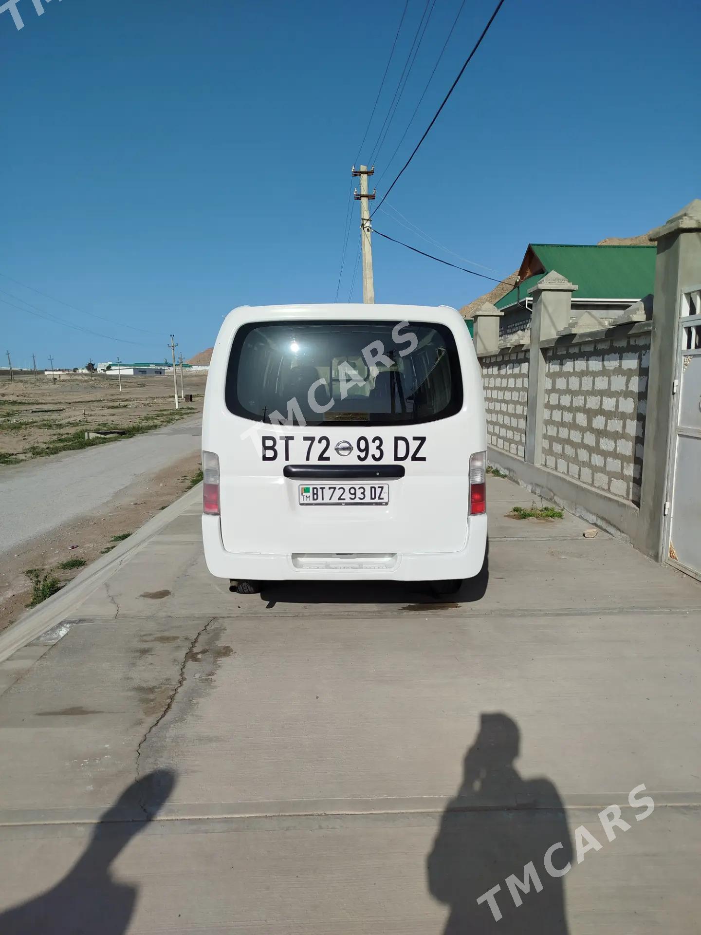 Nissan Urvan 2008 - 180 000 TMT - Türkmenbaşy - img 2