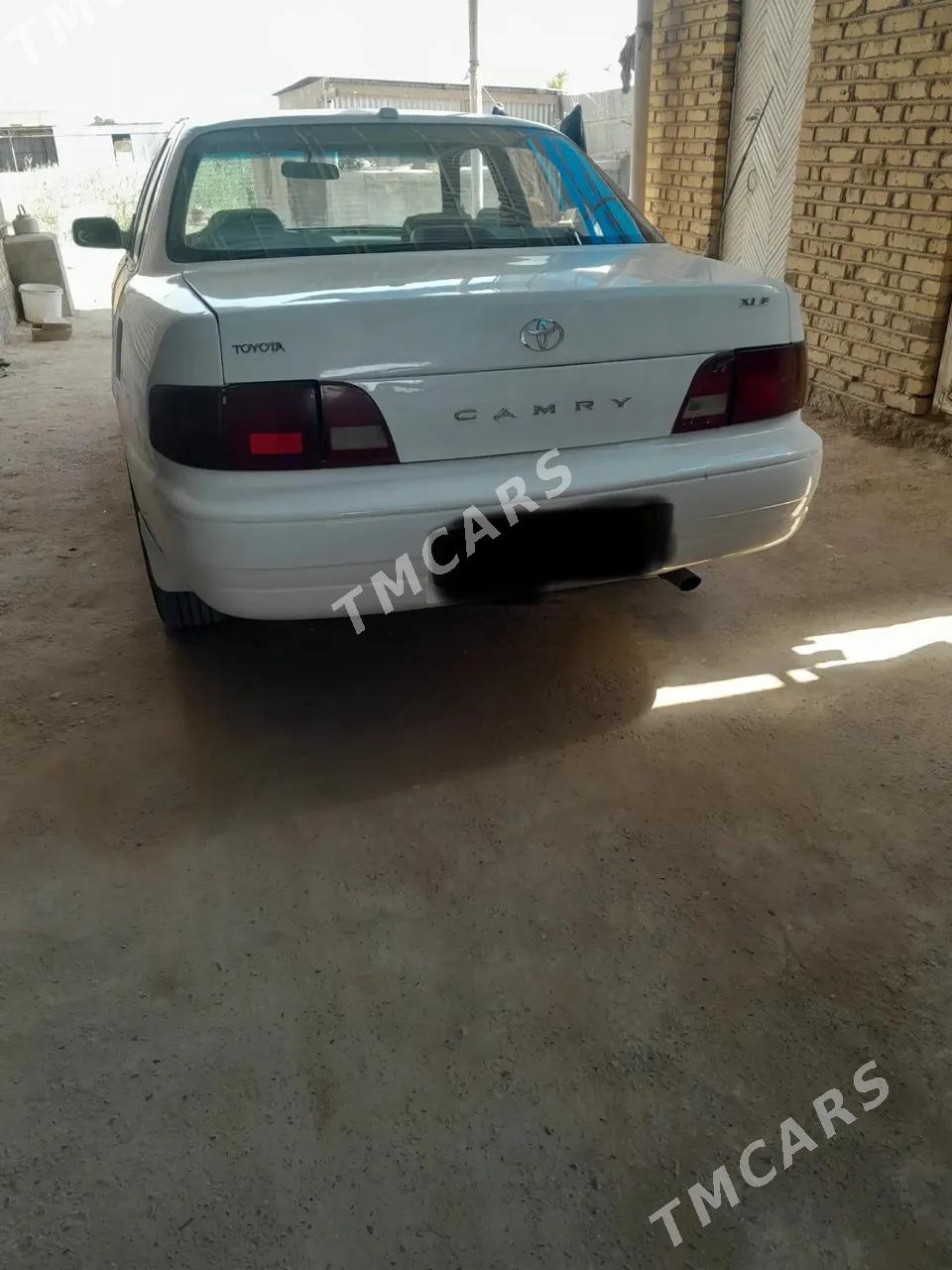 Toyota Camry 1993 - 70 000 TMT - Мары - img 6
