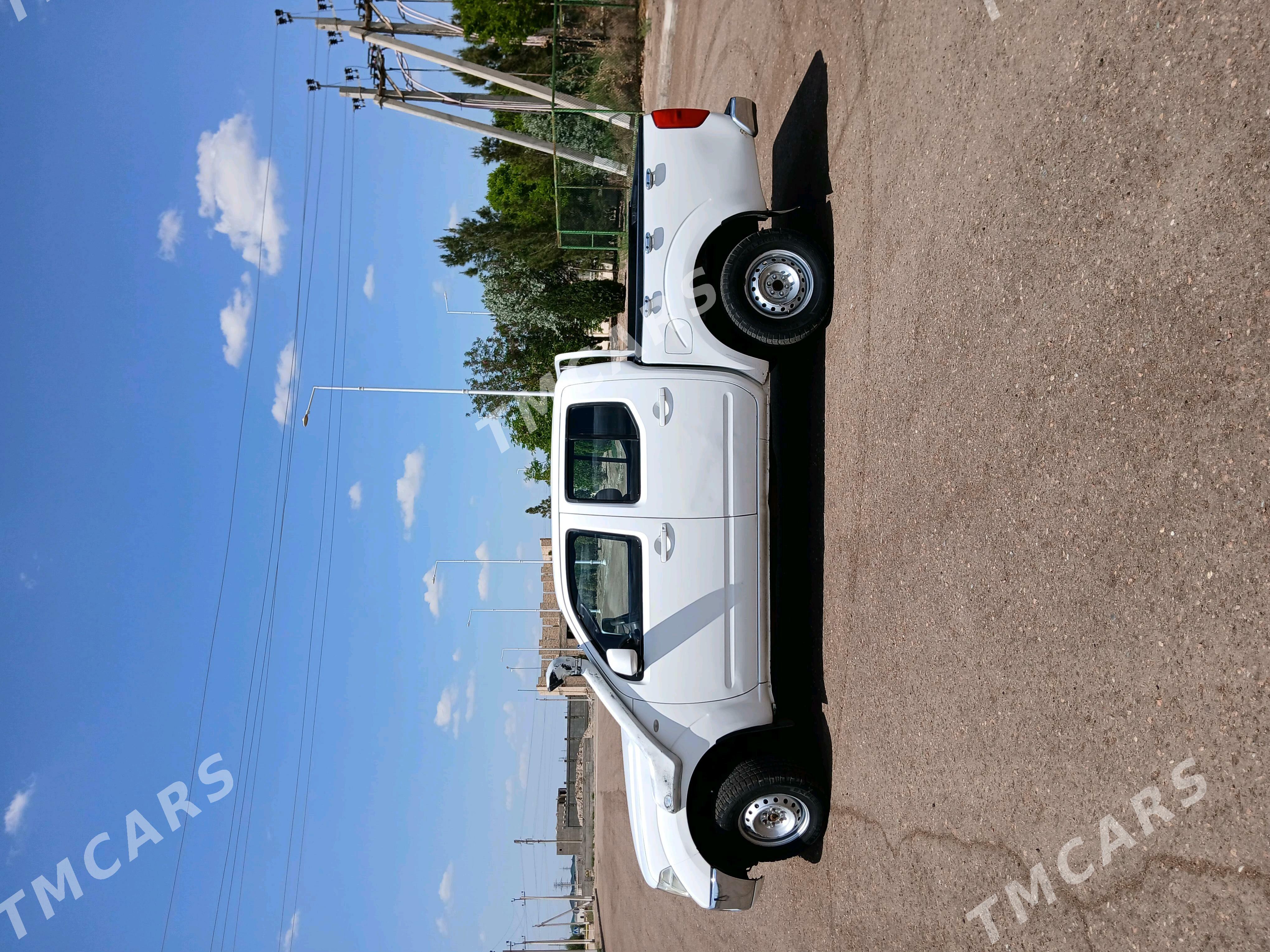 Nissan Navara 2012 - 150 000 TMT - Daşoguz - img 3