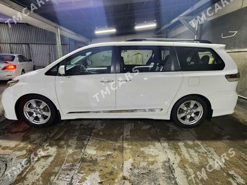Toyota Sienna 2017 - 390 000 TMT - Ашхабад - img 8