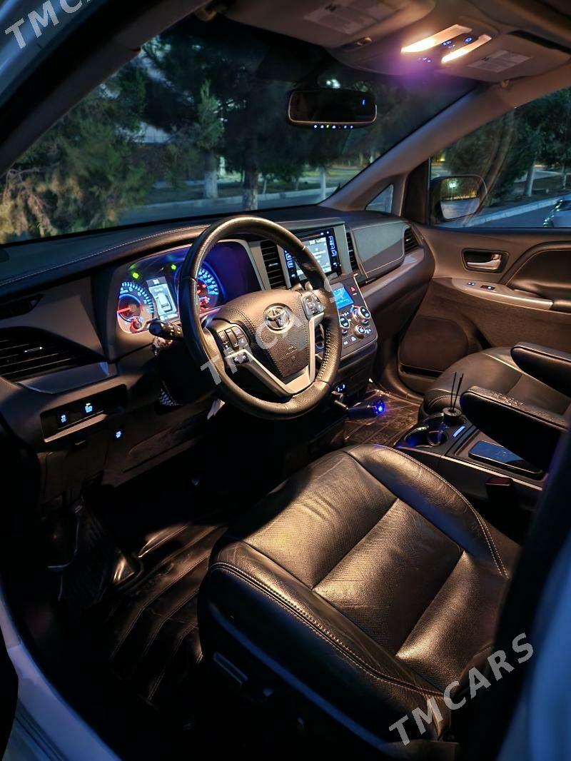 Toyota Sienna 2017 - 390 000 TMT - Ашхабад - img 3