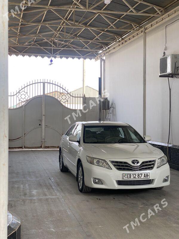 Toyota Camry 2010 - 190 000 TMT - Tejen - img 2