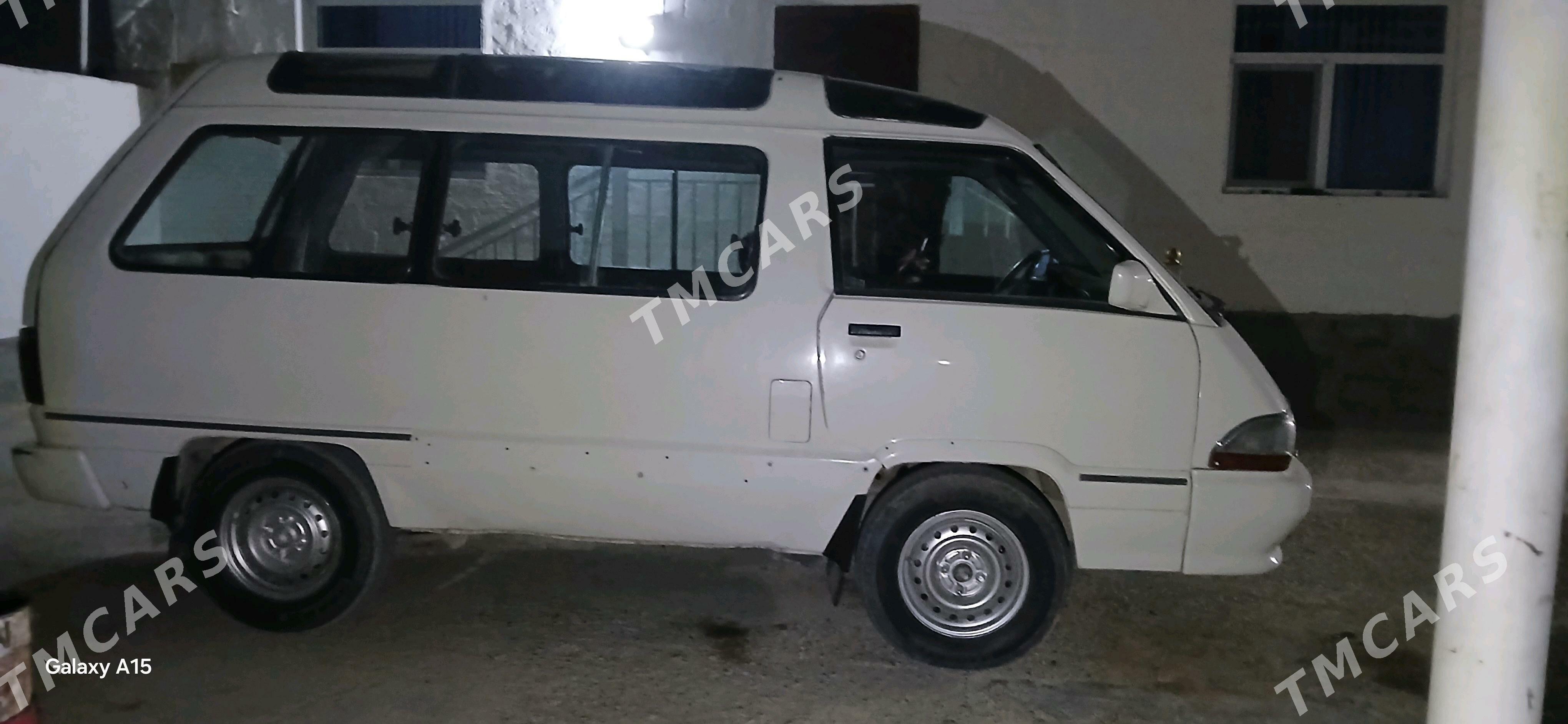 Toyota Town Ace 1990 - 25 000 TMT - Туркменбаши - img 3