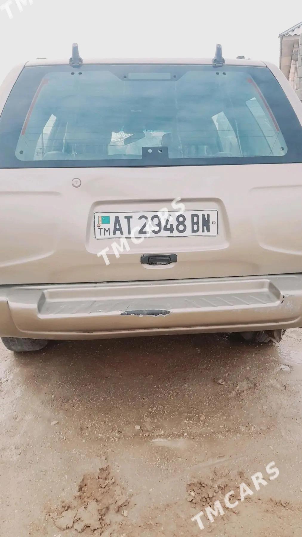 Nissan Pathfinder 1999 - 95 000 TMT - Балканабат - img 2