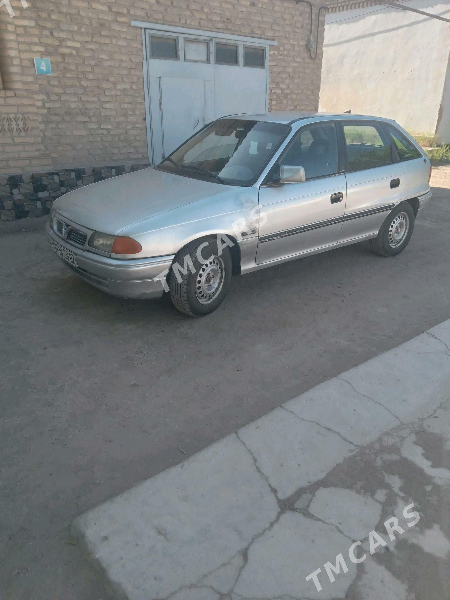 Opel Astra 1992 - 35 000 TMT - Boldumsaz - img 3