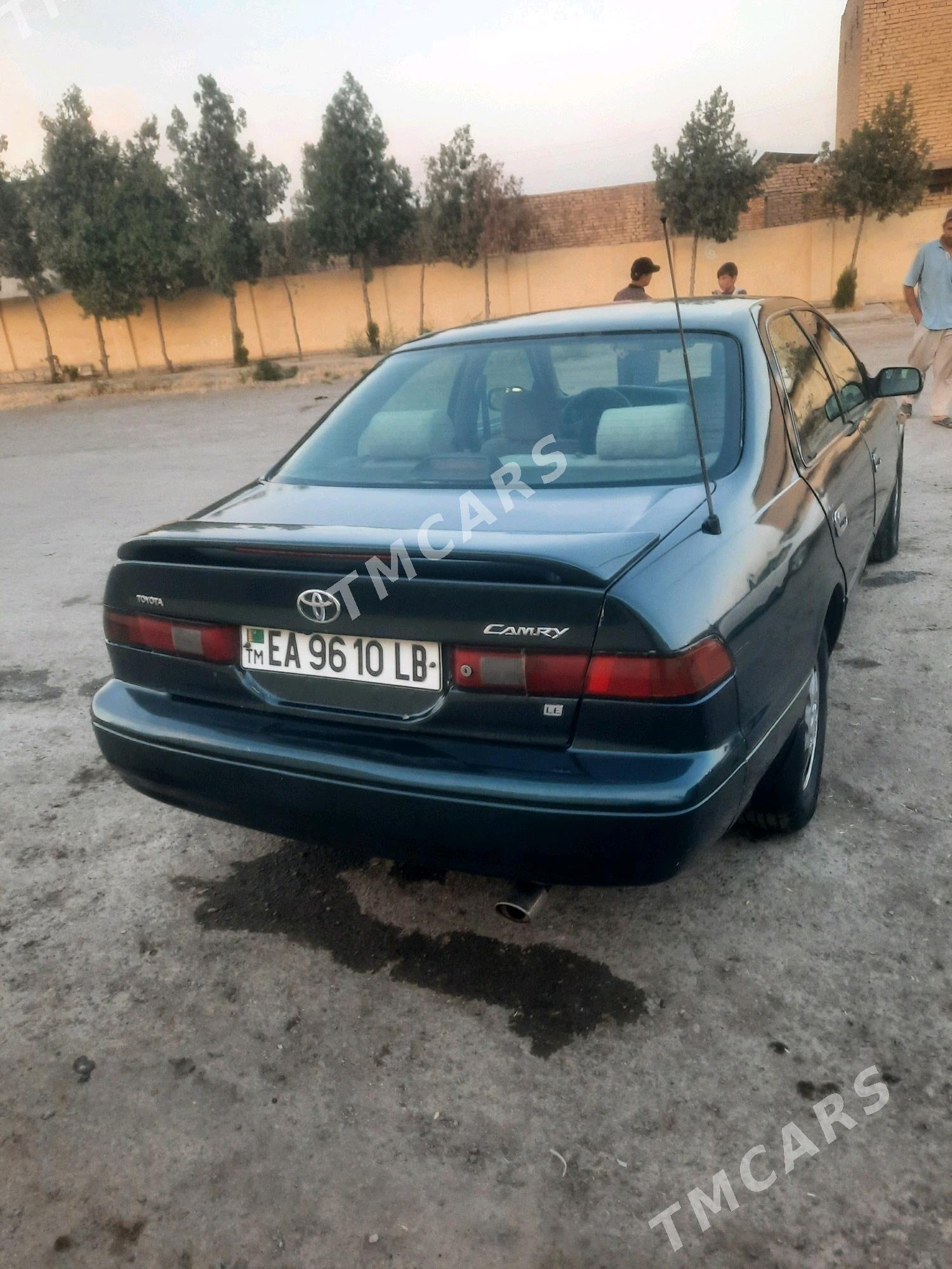 Toyota Camry 1998 - 105 000 TMT - Kerki - img 2